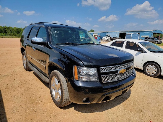 581 - 2014 CHEVROLET TAHOE