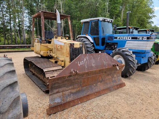 687 - D31P KOMATSU DOZER