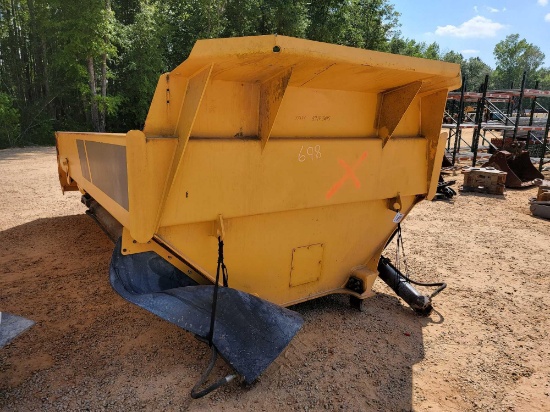 698 - WOLVO A25G OFF ROAD DUMP BED