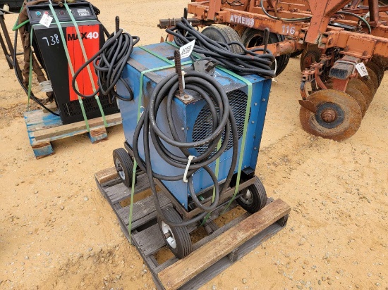 737 - MILLER 250 AC ARC WELDER