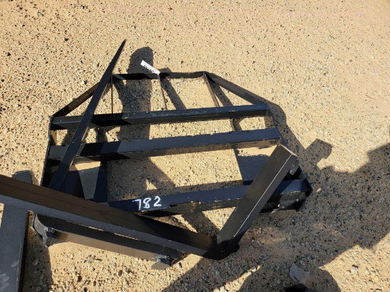 782 - ABSOLUTE - NEW - SKID STEER 48" PALLET FORKS