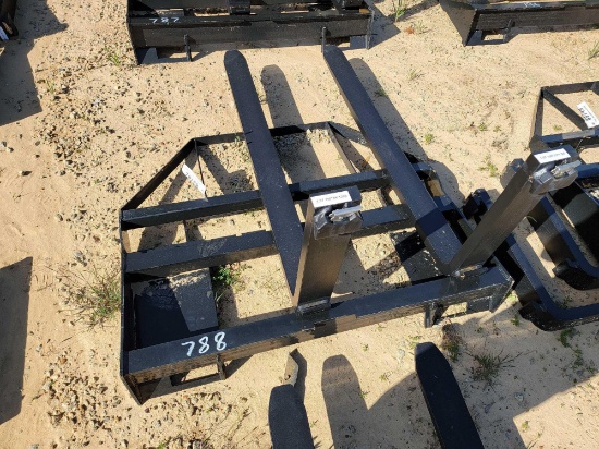 788 - ABSOLUTE - NEW - SKID STEER 48" PALLET FORKS