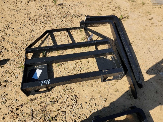 798 - ABSOLUTE - NEW - SKID STEER 48" PALLET FORKS