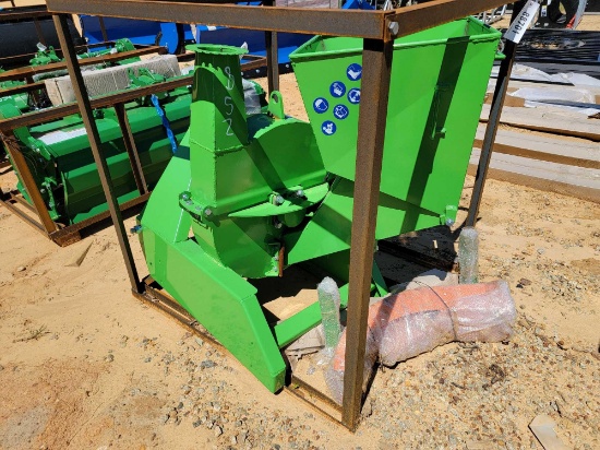 852 - ABSOLUTE - NEW MOWER KING WOOD CHIPPER