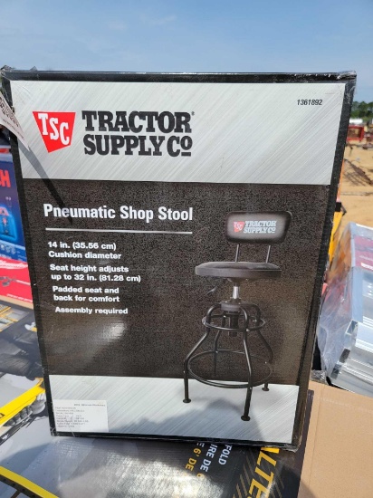 2068 - 2 - PNEUMATIC SHOP STOOLS