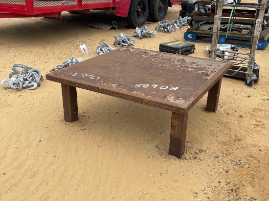 2221 - STEEL TABLE