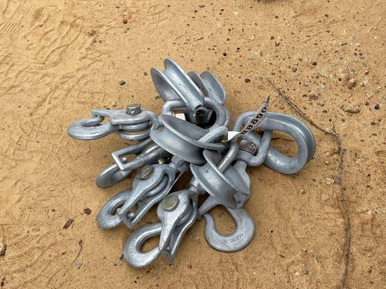 2234 - GALVANIZED HOOKS WITH THIMBLES