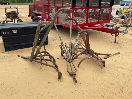 2241 - 4 - MULE PLOWS
