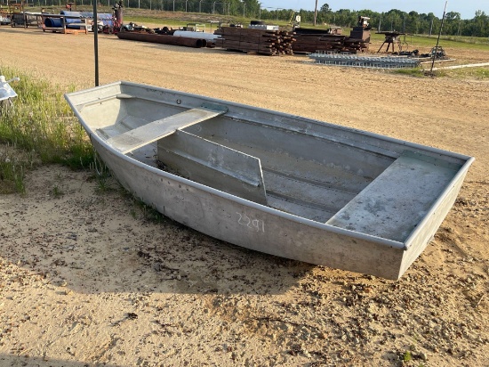 2291 - 10' ALUMINUM BOAT