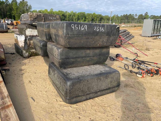 2632 - 6 - DOCK FLOTATION BLOCKS