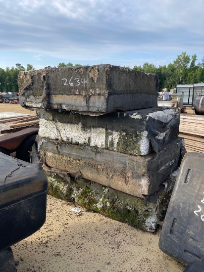2634 - 4 - FOAM BOAT DOCK FLOATS