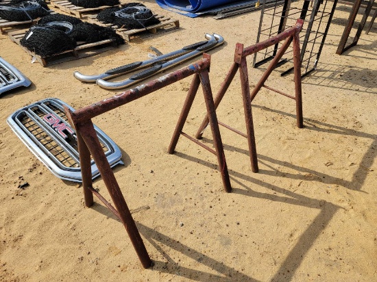 2698 - PAIR OF SAW HORSES