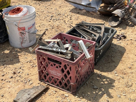 2834 - 2 - CRATES OF SHELF BRACKETS