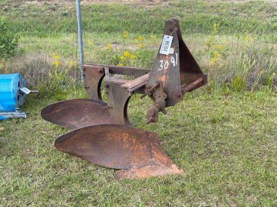 3041 - FORD 2 - ROW BOTTOM PLOW