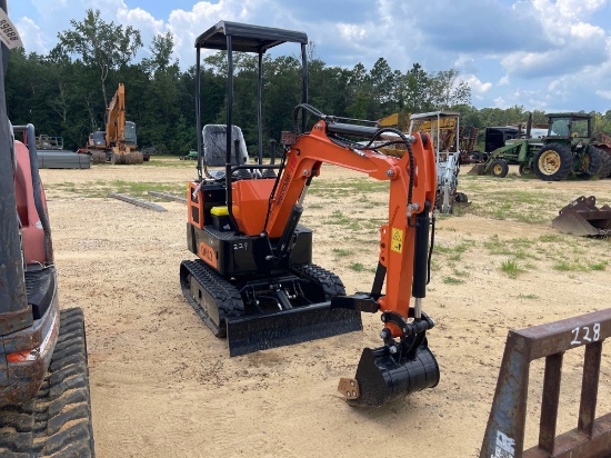 229 - ABSOLUTE AGT INDUSTRIAL QH12 EXCAVATOR