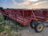 422 - ABSOLUTE PEQUEA 520 TRAILER HAY WAGON