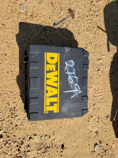 2169 - DEWALT 18 VOLT 987 DRILL DRIVER