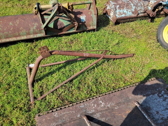 217 - LIFT BOOM