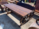 731 - ABSOLUTE - WAGON WHEEL 6' TABLE
