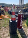 761 - ABSOLUTE - 25 SAFETY CONES
