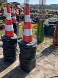 765 - ABSOLUTE - 25 SAFETY CONES