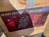 798 - ABSOLUTE - HEAVY DUTY WHEEL BALANCER