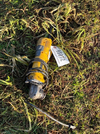 2305 - DEWALT GRINDER
