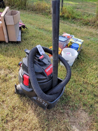 2532 - SHOP VAC
