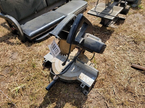 2548 - BLACK & DECKER 10" MITRE SAW
