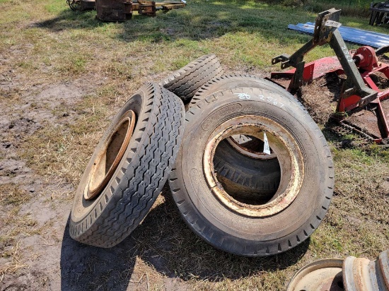 2567 - TIRES AND RIMS 5-10.00-20