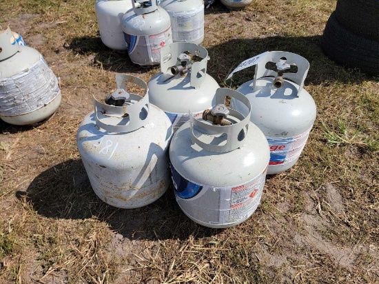 2581 - 20LB LP GAS TANKS (4)