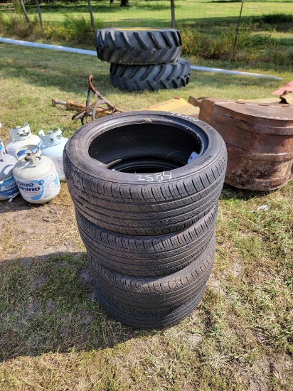 2584 - KUMHO TIRES (4) TIRES ONLY