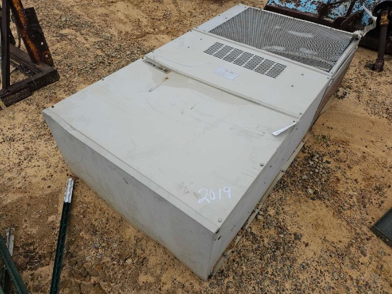 2019 - OUTDOOR WALL MOUNT AC UNIT