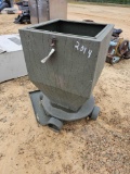 2014 - DEER FEEDER
