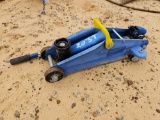 2039 - USED FLOOR JACK