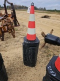 2154 - 25 SAFETY CONES