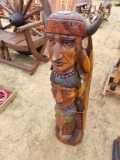 2216 - TEAKWOOD TODEM POLE