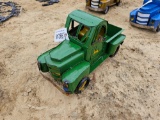 2280 - JOHN DEERE TRUCK