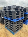 2402 - 12 - PLASTIC PALLETS