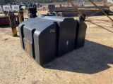 2533 - 300 GALLON PLASTIC TANK WITH LID