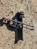 2572 - PIPE CUTTER & 2 PIPE THREADERS