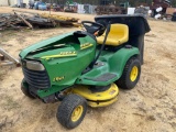 2762 - JOHN DEER LT 155 TRACTOR STYLE LAWN MOWER