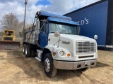 1587 - 2004 FREIGHTLINER FL-112 CHASSIS TRUCK