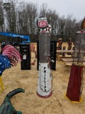 712 - ABSOLUTE - PHILLIPS GAS PUMP