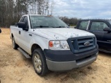 886 - ABSOLUTE - 2005 FORD F150 2WD TRUCK