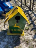 1000 - ABSOLUTE - JOHN DEERE BIRD HOUSE