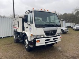 1253 - ABSOLUTE - 2009 NISSAN 3300 CAB TRUCK