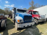 1289 - 2005 MACK CV700 TRUCK