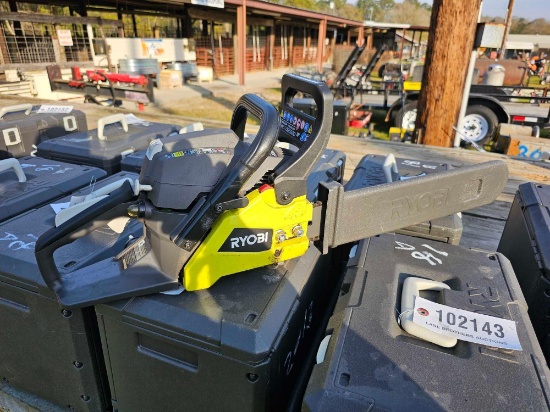 2013 - RYOBI 18" GAS CHAINSAW WITH CASE