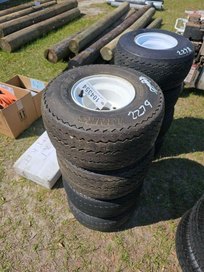 2279 - 4-CHARLISLE 18 X 8.50-8 NHS